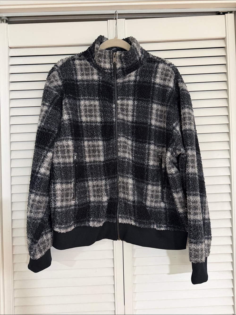 Lacey Chabert Fleece Full Zip XL